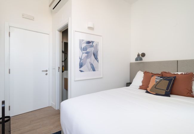 Quarto em Lisboa - Lapa Diplomatic Suite 2.1 by Feel Lisboa Quarto em Lisboa - Lapa Diplomatic Suite 2.1 by Feel Lisboa