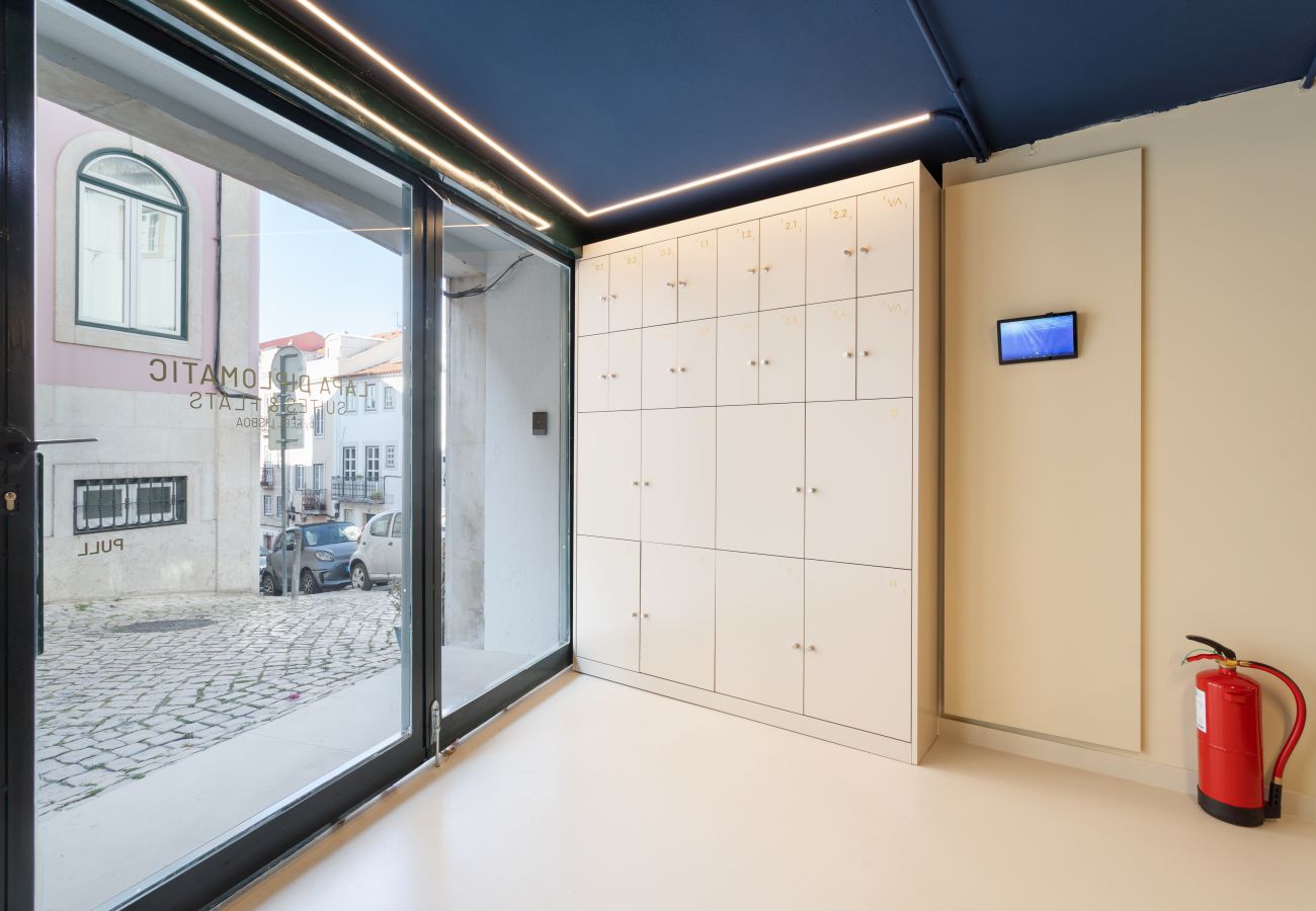 Studio in Lisbon - Lapa Diplomatic Flat 2.4 by Feel Lisboa