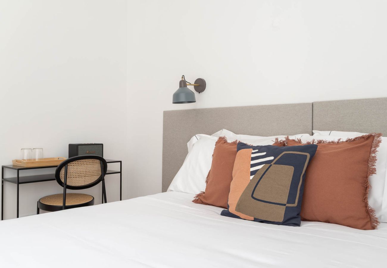 Apartment in Lisbon - Lapa Diplomatic Residence by Feel Lisboa